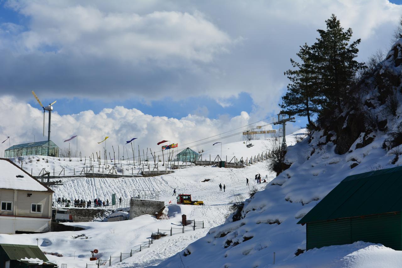 Auli Resort Joshīmath Eksteriør bilde