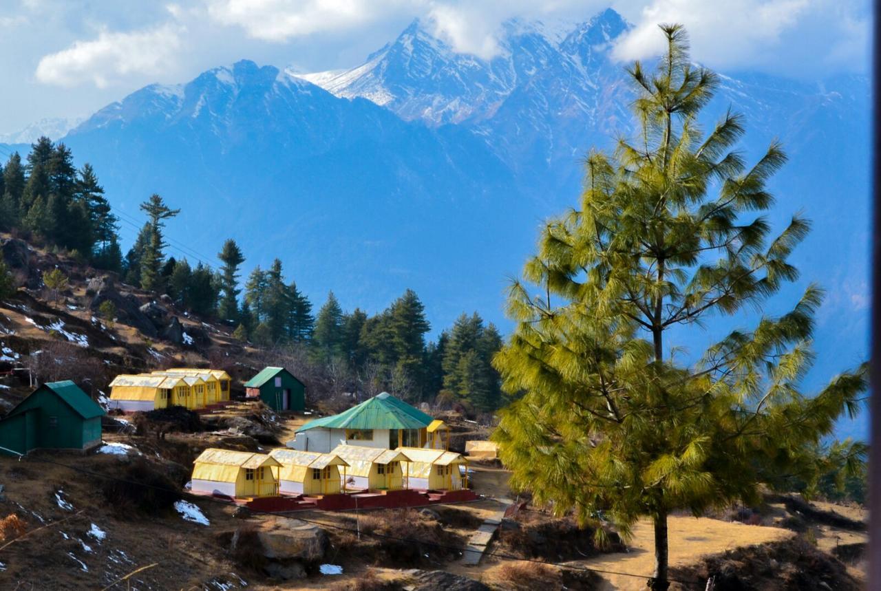 Auli Resort Joshīmath Eksteriør bilde